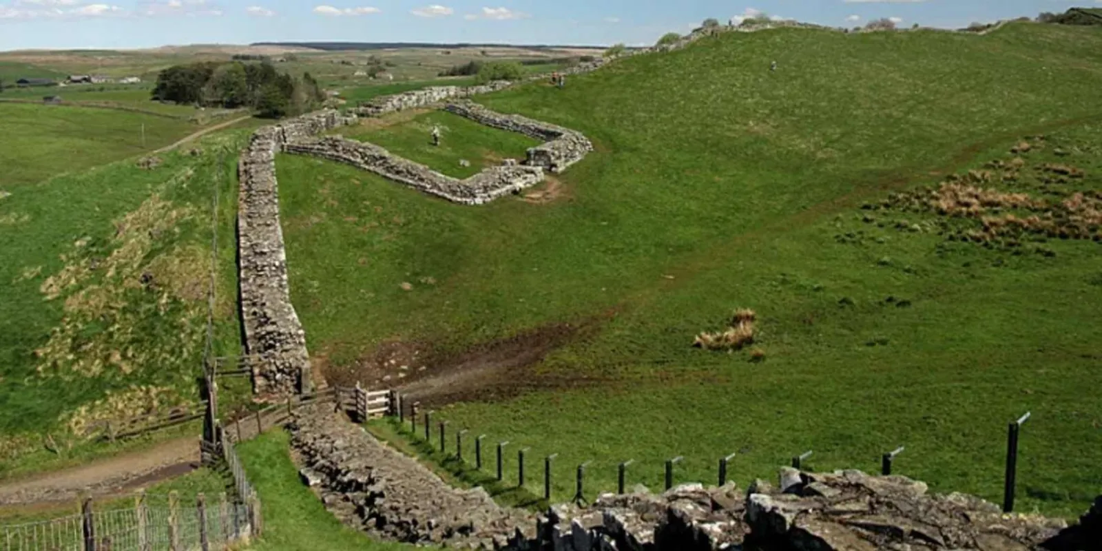 Hexham: Hadrian's Wall Private Tour with Pickup
